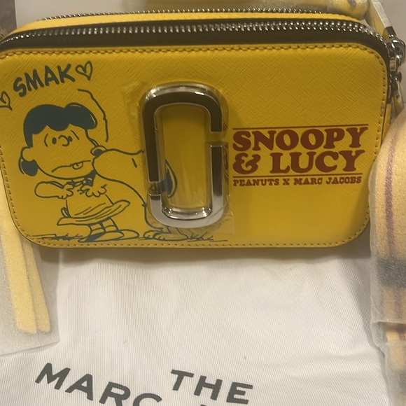 NWT Snoopy Marc Jacobs limited edition from Japan .. - Picture 3 of 7